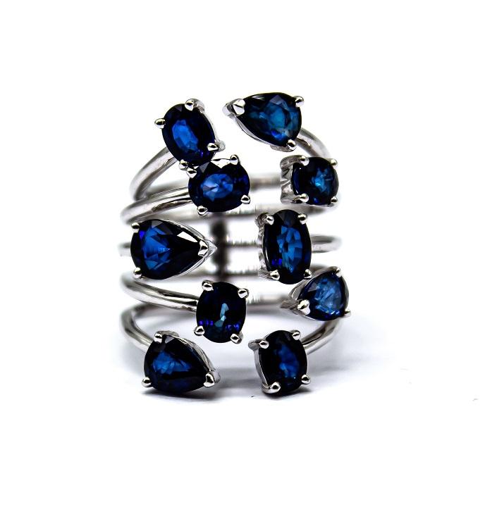 Кольцо с сапфирами